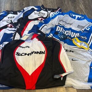 🚴‍♂️4 Cycling Jersey’s - Red, Black, White schwinn, discovery, post office L/XL